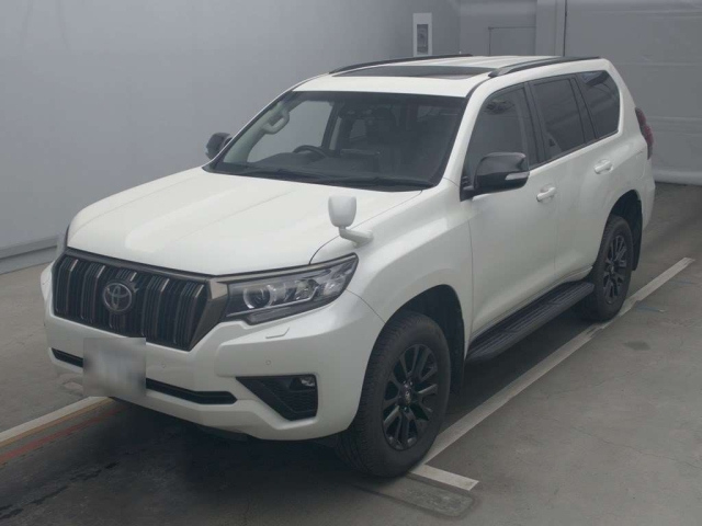 TOYOTA LAND CRUISER PRADO 2021