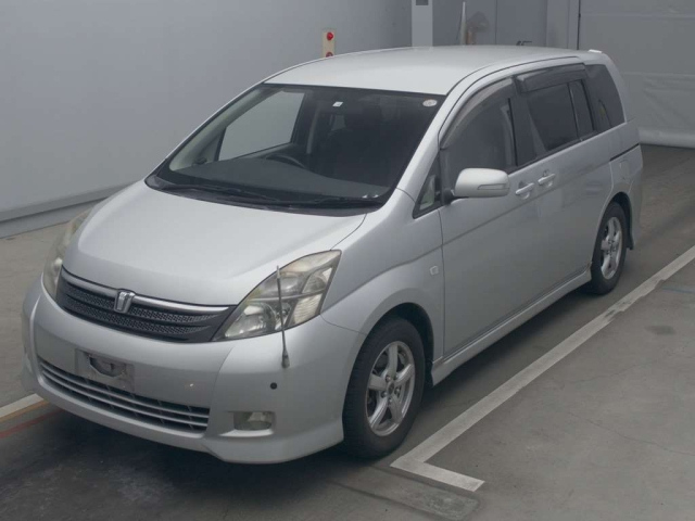 TOYOTA ISIS 2006
