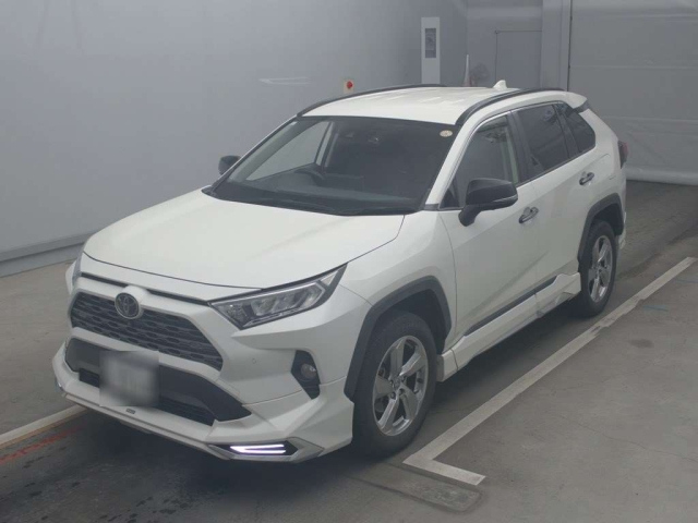 TOYOTA RAV4 2021