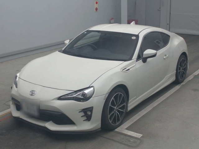 TOYOTA 86