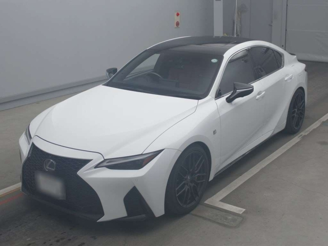 LEXUS IS 2021