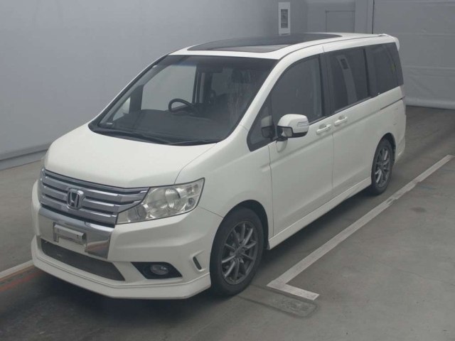 HONDA STEP WAGON 2010