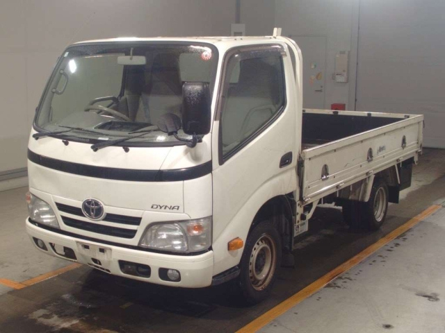 TOYOTA DYNA 2014
