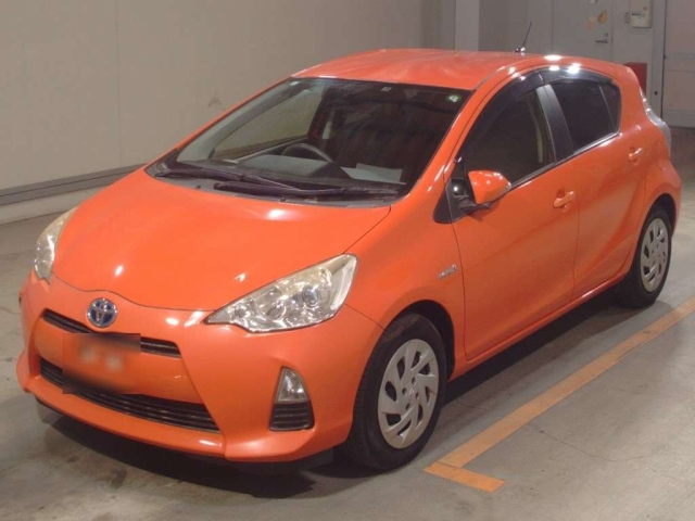TOYOTA AQUA 2014