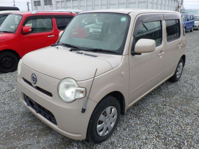 DAIHATSU MIRA 2010