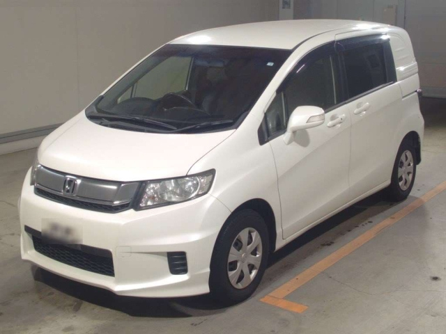 HONDA FREED 2016