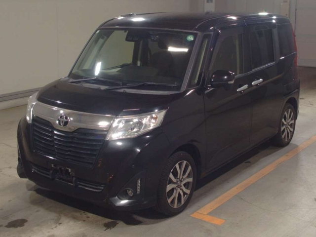 TOYOTA ROOMY 2019