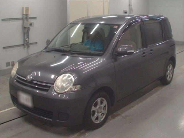 TOYOTA SIENTA 2012
