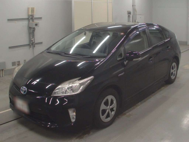 TOYOTA PRIUS 2013