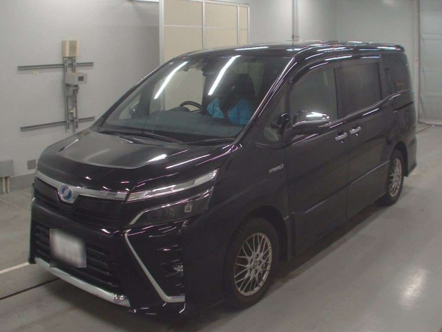 TOYOTA VOXY 2019