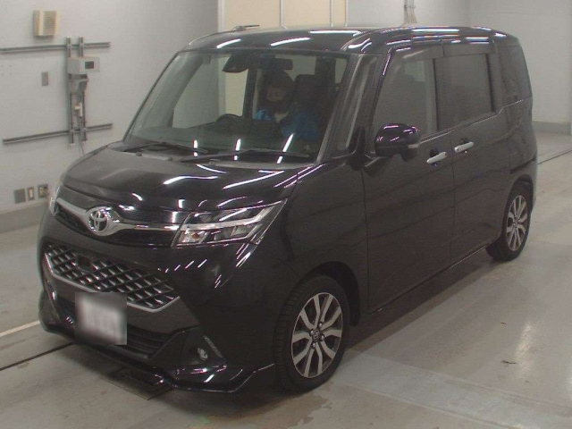 TOYOTA TANK 2016