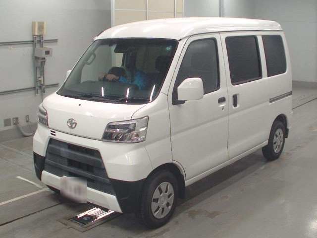 TOYOTA PIXIS VAN 2020