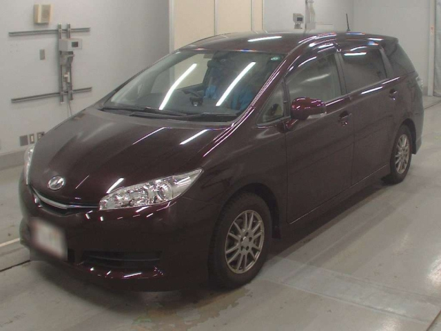 TOYOTA WISH 2014