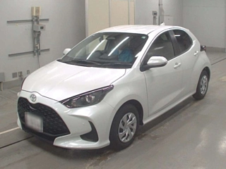 TOYOTA YARIS 2025