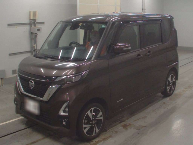 NISSAN ROOX 2020