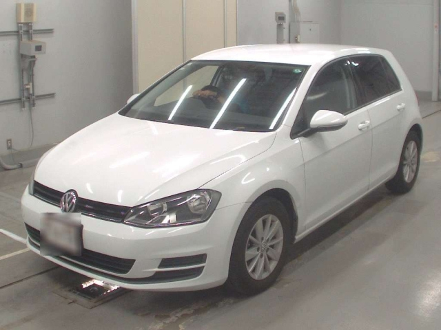 VOLKSWAGEN GOLF 2015
