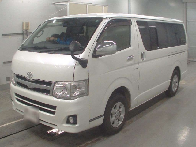 TOYOTA HIACE VAN 2012