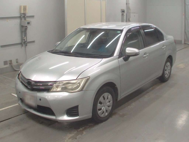 TOYOTA COROLLA AXIO 2013