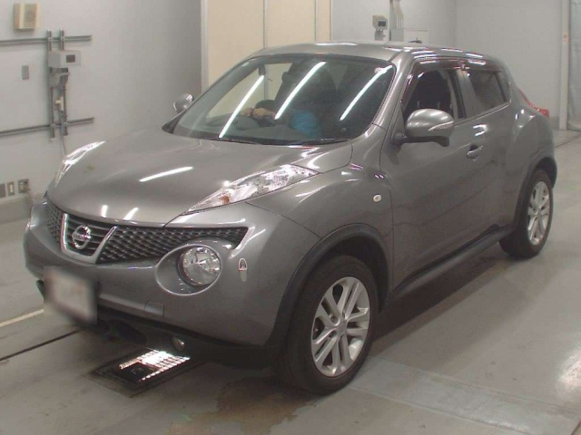 NISSAN JUKE 2010