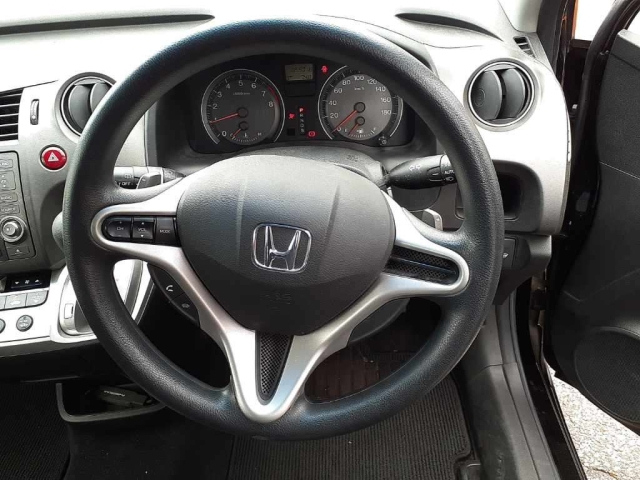 HONDA STREAM 2014