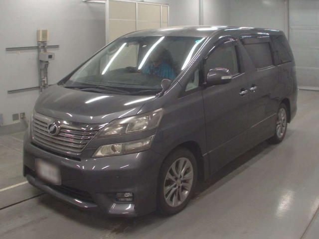 TOYOTA VELLFIRE 2010