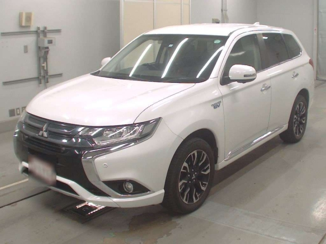 MITSUBISHI OUTLANDER PHEV 2015
