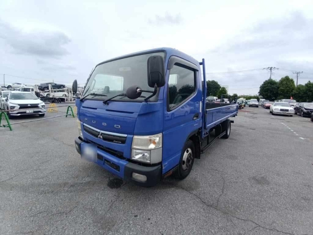 MITSUBISHI CANTER 2020