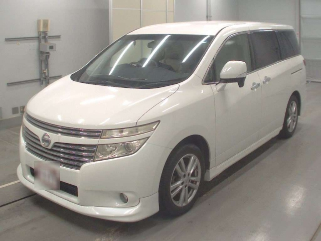NISSAN ELGRAND 2011