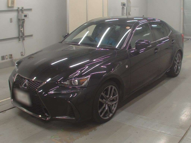 LEXUS IS 2018