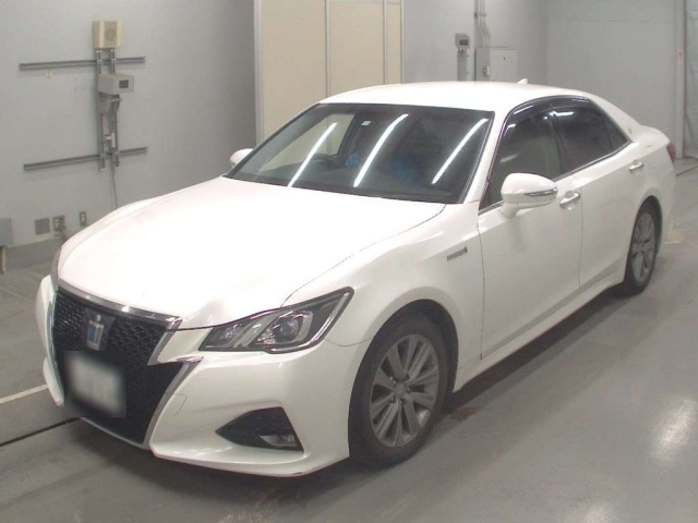 TOYOTA CROWN 2016