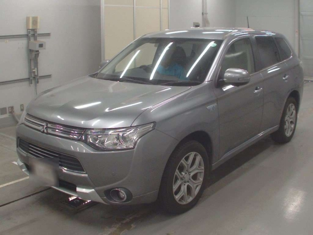 MITSUBISHI OUTLANDER PHEV 2014