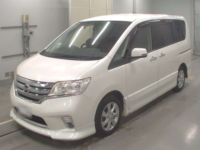 NISSAN SERENA 2010
