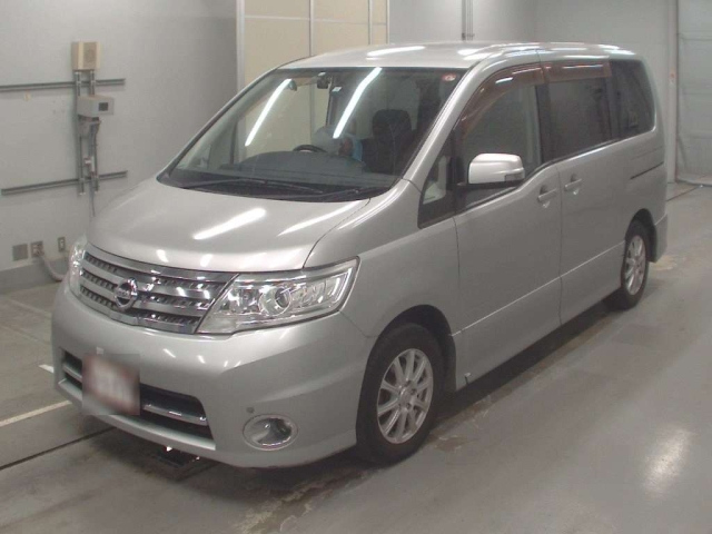 NISSAN SERENA