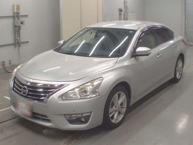 NISSAN TEANA 2018