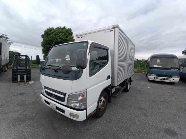 MITSUBISHI CANTER 2006
