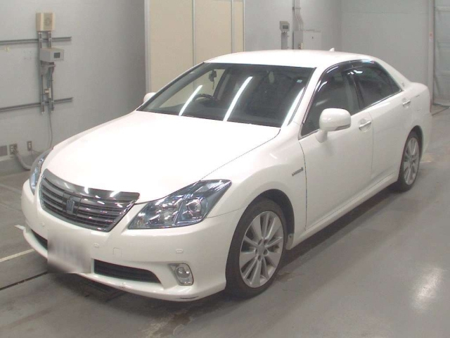 TOYOTA CROWN 2010