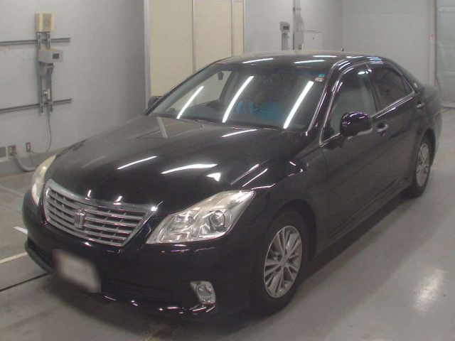 TOYOTA CROWN 2010