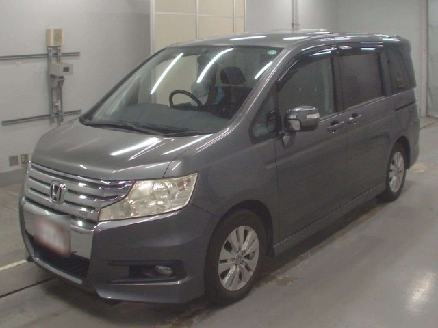 HONDA STEP WAGON 2010