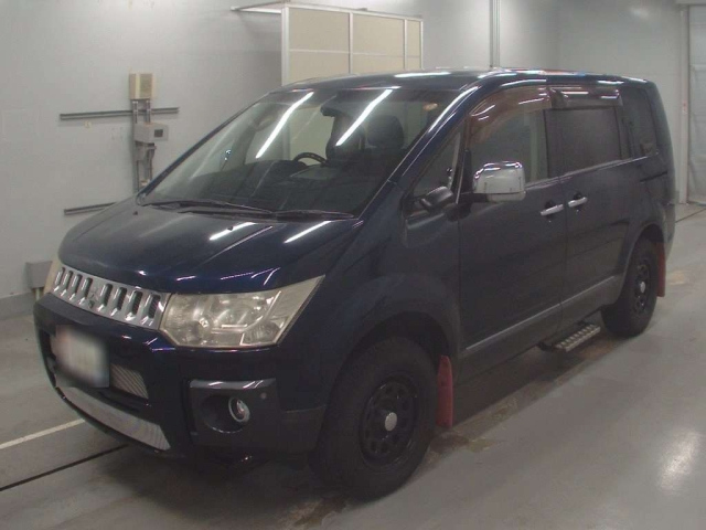 MITSUBISHI DELICA D5 2009