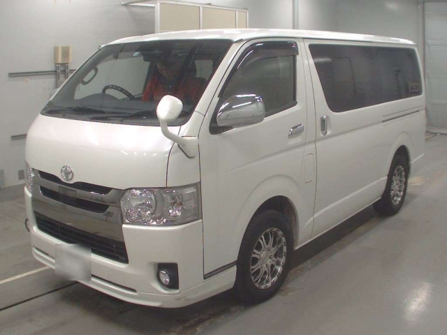 TOYOTA HIACE VAN 2019