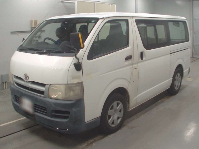 TOYOTA HIACE VAN 2005