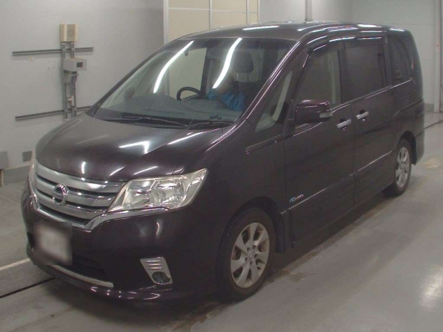 NISSAN SERENA 2013