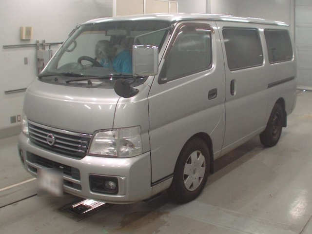NISSAN CARAVAN 2005