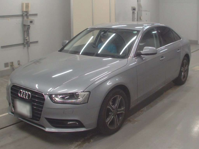 AUDI A4 2015