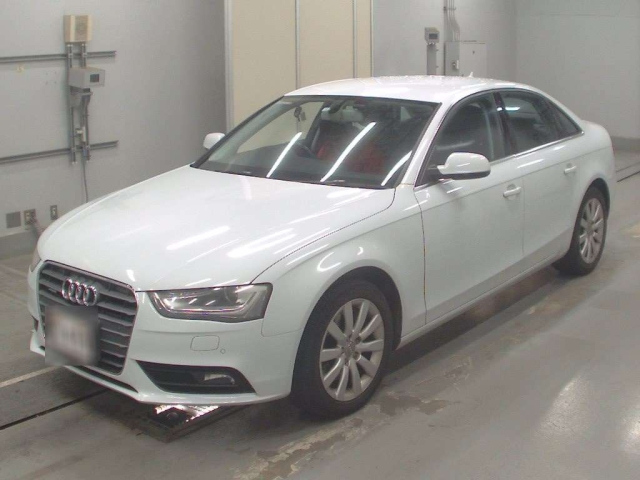 AUDI A4 2012