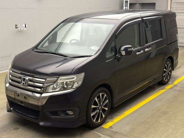 HONDA STEP WAGON 2013