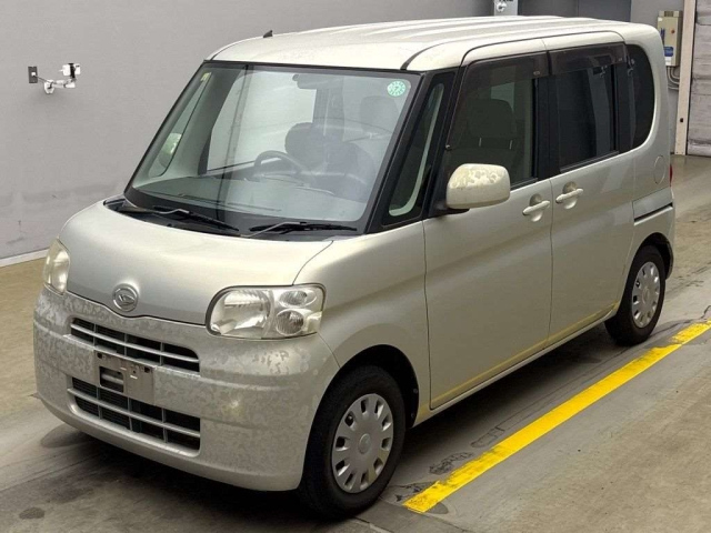 DAIHATSU TANTO 2008