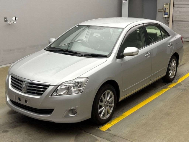 TOYOTA PREMIO 2011