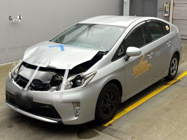 TOYOTA PRIUS 2012