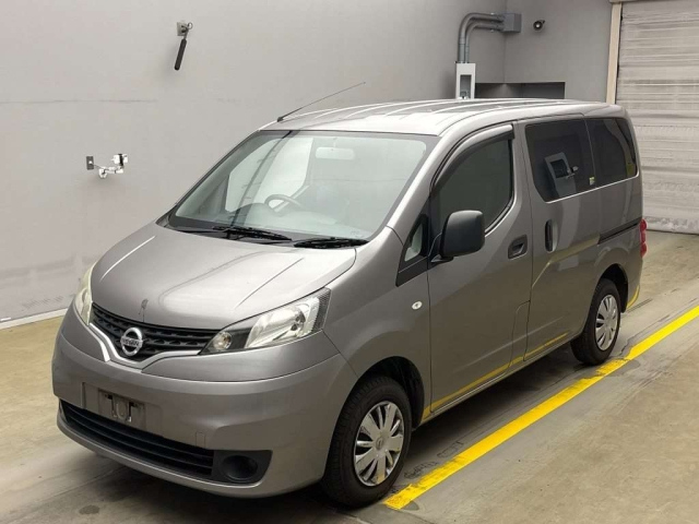 NISSAN NV200 2014